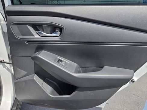 Used 2024 Honda Accord Sport image 27