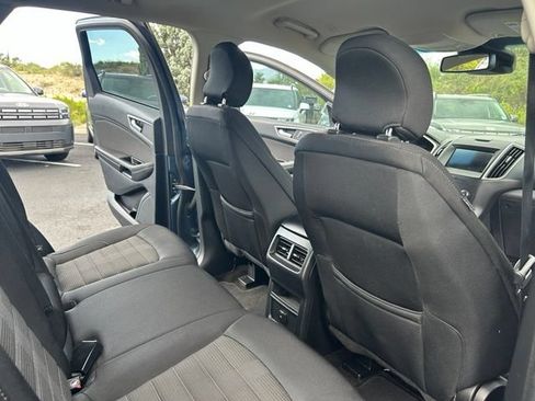 Used 2019 Ford Edge SEL FWD image 12