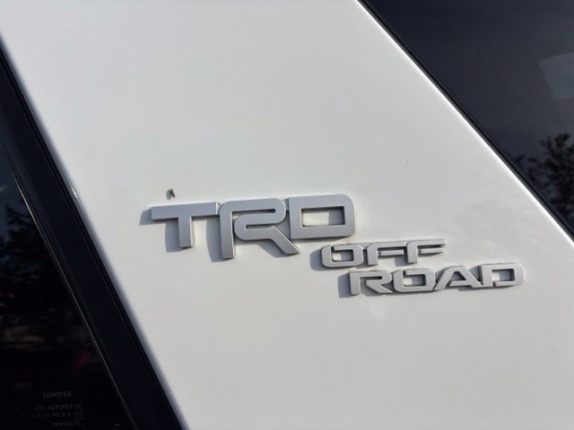 Used 2021 Toyota 4Runner TRD Off-Road Premium w/ Moonroof Package AWD/4WD image 12