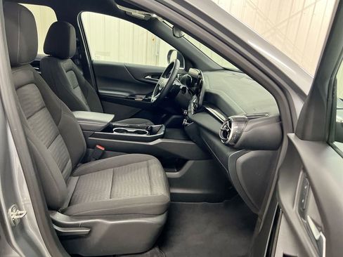 Used 2025 Chevrolet Equinox LT AWD/4WD image 22