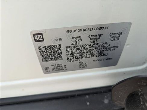 Used 2025 Buick Encore GX Preferred FWD image 16