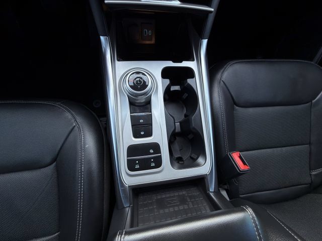 Used 2022 Ford Explorer Limited w/ Equipment Group 301A RWD image 22
