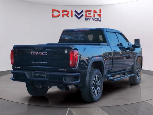 Used 2022 GMC Sierra 2500 AT4 w/ Gooseneck/5TH Wheel Package image 6