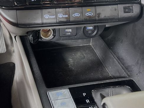 Used 2023 Hyundai Elantra SEL FWD image 34