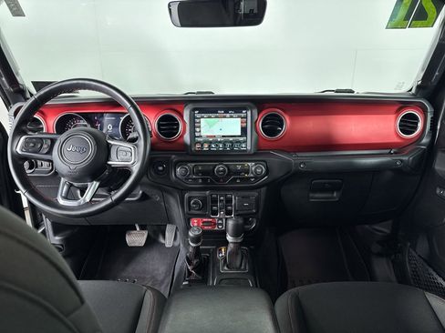 Used 2021 Jeep Gladiator Rubicon image 3