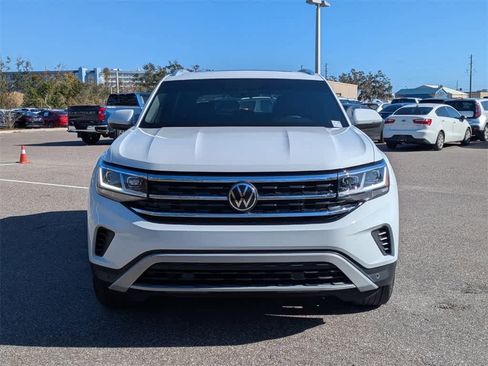 Used 2023 Volkswagen Atlas Cross Sport SE image 8