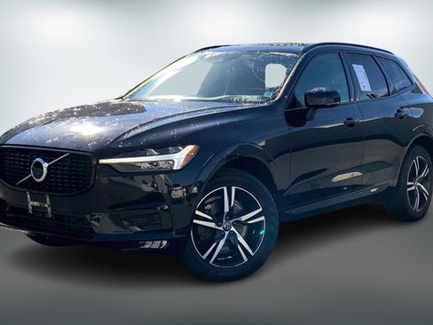 Used 2021 Volvo XC60 T6 R-Design image 12
