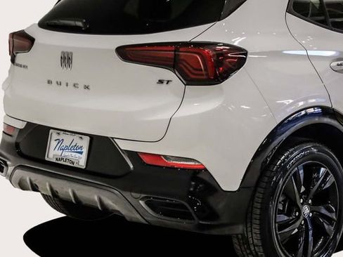 Used 2024 Buick Encore GX Sport Touring w/ Comfort Package image 7