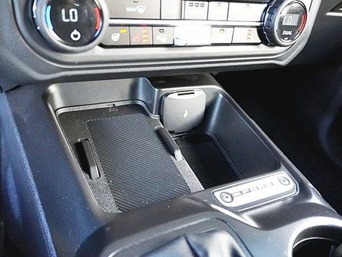 Used 2025 Ford Bronco Outer Banks image 28