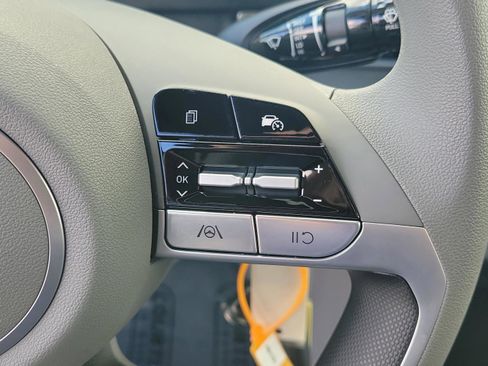 New 2026 Hyundai Elantra SE image 28