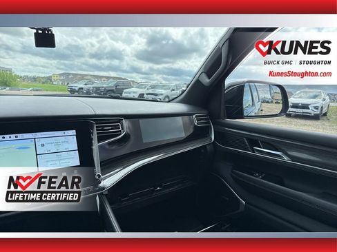 Used 2022 Jeep Wagoneer Series III w/ Rear Seat Video Group 1 AWD/4WD image 48