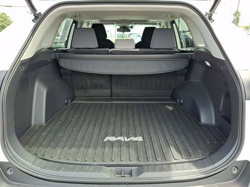 Used 2023 Toyota RAV4 XLE w/ Convenience Package AWD/4WD image 31