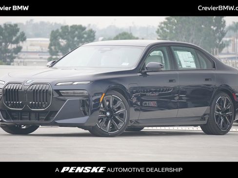 New 2026 BMW 750e xDrive 750e xDrive w/ Premium Package image 1