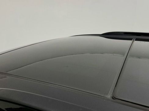 Used 2024 Cadillac XT6 Sport w/ Technology Package image 10