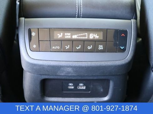 Used 2025 Nissan Pathfinder SV AWD/4WD image 19