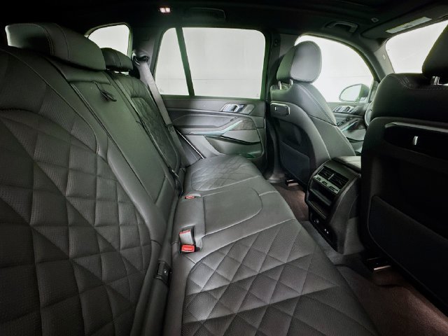 Used 2026 BMW X5 sDrive40i RWD image 24