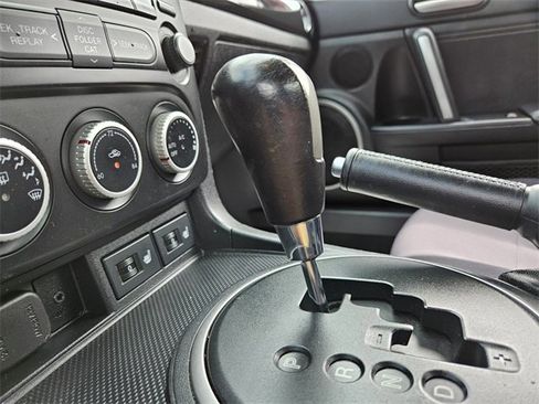 Used 2013 MAZDA MX-5 Miata Grand Touring w/ Premium Pkg image 19