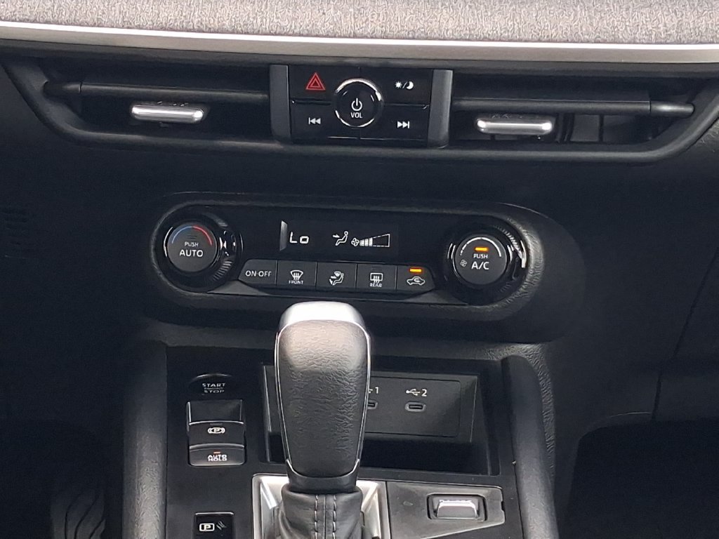 New 2027 Nissan Kicks SV FWD image 5