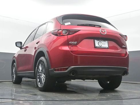 Used 2017 MAZDA CX-5 Touring image 49