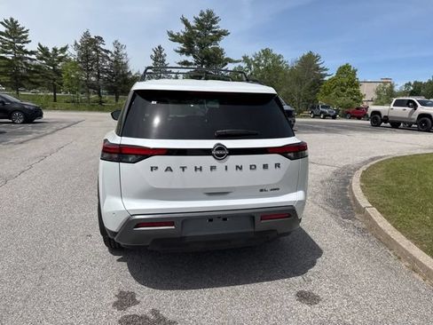 New 2026 Nissan Pathfinder SL AWD/4WD image 22