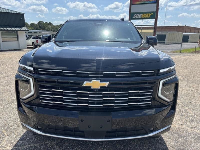 Used 2025 Chevrolet Tahoe High Country RWD image 8