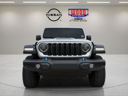 Used 2024 Jeep Wrangler Unlimited Rubicon 4xe AWD/4WD image 6