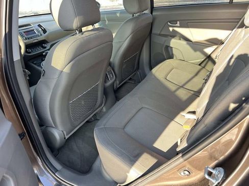 Used 2015 Kia Sportage LX image 12