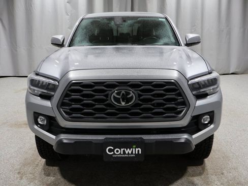 Used 2021 Toyota Tacoma TRD Off-Road image 7