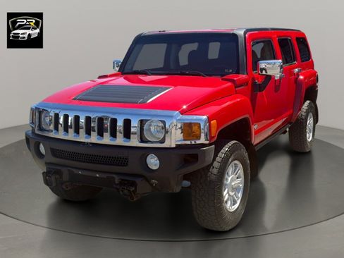 Used 2007 HUMMER H3 w/ Chrome Appearance Package AWD/4WD image 1