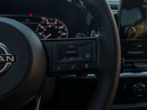 New 2025 Nissan Pathfinder SL image 27