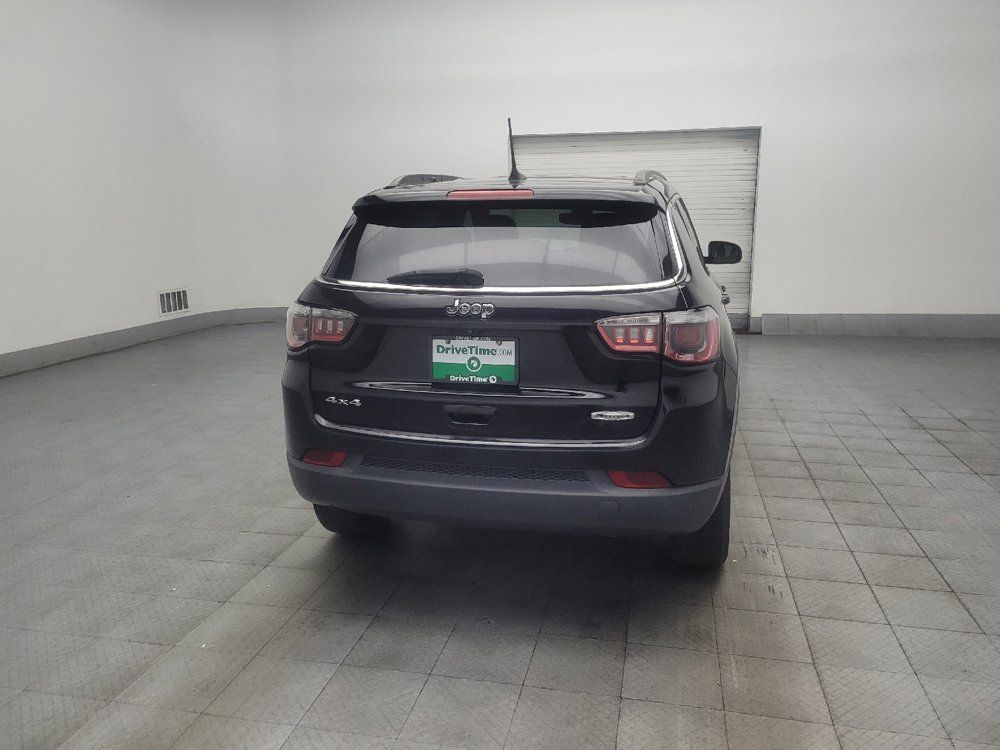 Used 2017 Jeep Compass Latitude w/ Popular Equipment Group AWD/4WD image 7