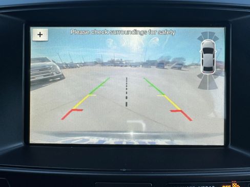 Used 2018 Ford Explorer XLT w/ Equipment Group 202A image 16