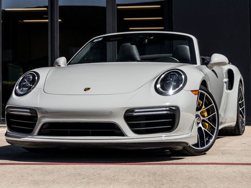 Certified 2019 Porsche 911 Turbo S image 1