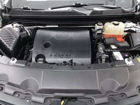 Used 2020 Chevrolet Traverse Premier w/ LPO, Blackout Package image 10