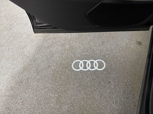 Used 2023 Audi Q7 3.0T Prestige w/ Prestige Package image 11