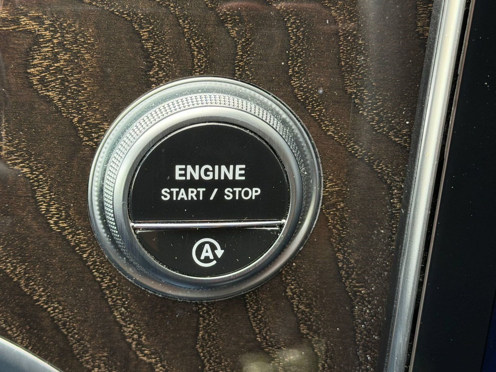 Used 2024 Mercedes-Benz GLC 300 4MATIC image 18