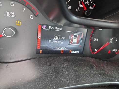 Used 2016 GMC Canyon SLT w/ Driver Alert Package image 2