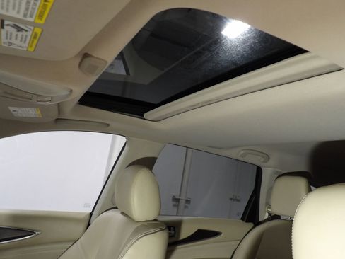 Used 2020 INFINITI QX60 Luxe w/ Essential Package image 14