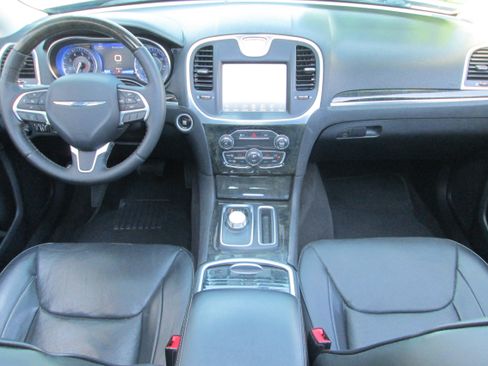 Used 2016 Chrysler 300 C AWD/4WD image 14