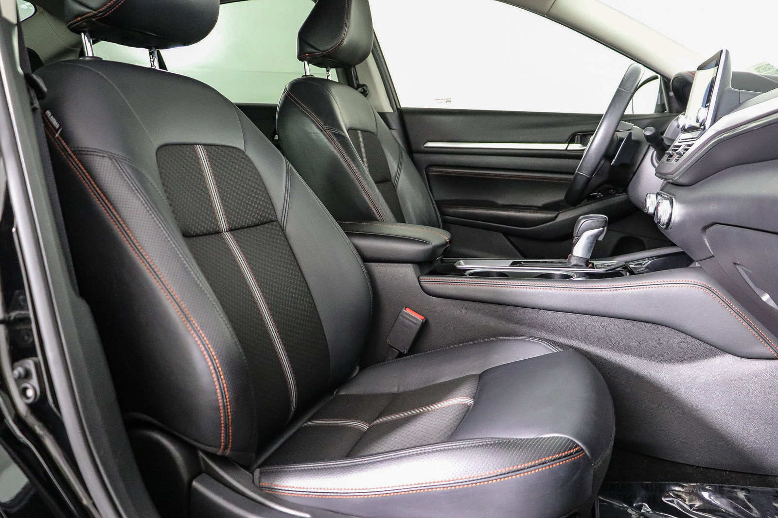 Used 2023 Nissan Altima 2.5 SR FWD image 17