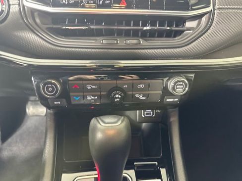 Used 2022 Jeep Compass Altitude image 23