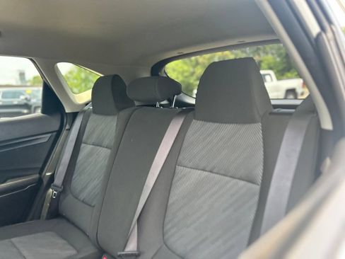 Used 2026 Kia Seltos LX FWD image 30
