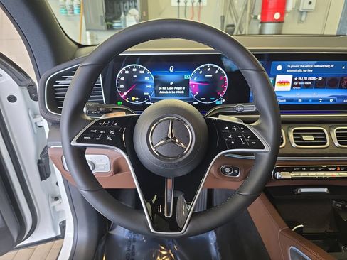Certified 2024 Mercedes-Benz GLE 350 4MATIC image 20