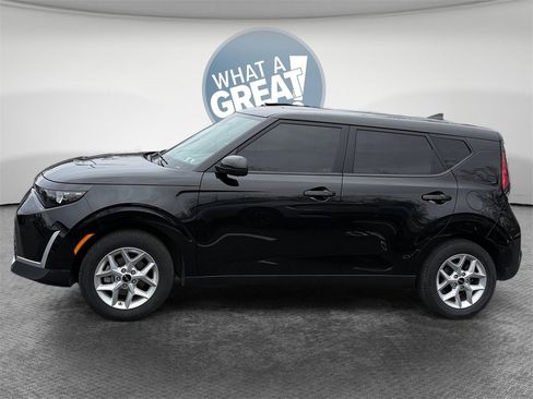 Certified 2023 Kia Soul LX w/ Option Group 015 image 7