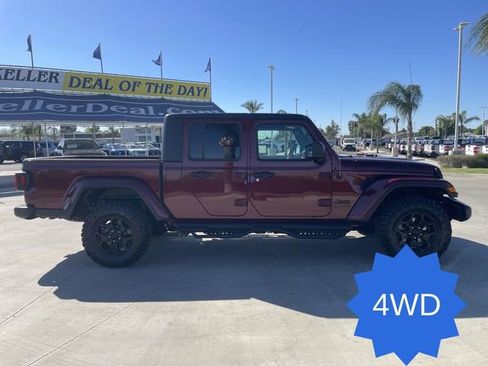 Used 2021 Jeep Gladiator Sport AWD/4WD image 9