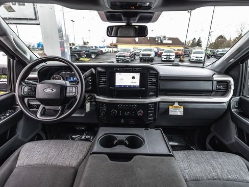 Used 2023 Ford F350 XLT image 25
