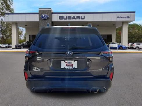 Certified 2025 Subaru Forester Limited image 5