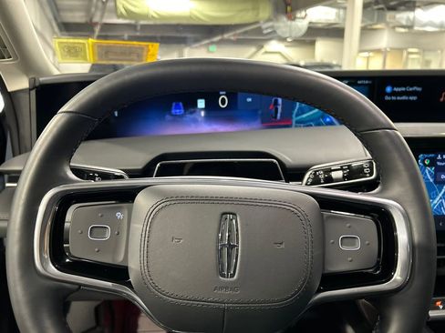 Used 2026 Lincoln Nautilus Premier w/ Equipment Group 102A AWD/4WD image 12