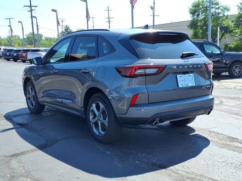 Used 2024 Ford Escape ST-Line w/ Tech Pack #1 AWD/4WD image 5