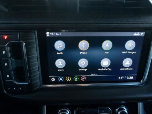 Used 2021 GMC Yukon Denali w/ Denali Premium Package image 21